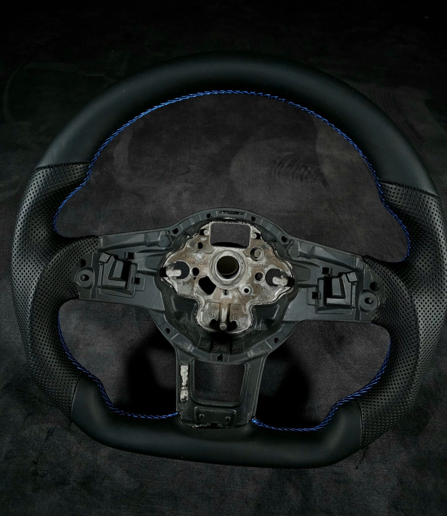 Mk7, Mk7.5 Carbon Fiber Steering Wheel