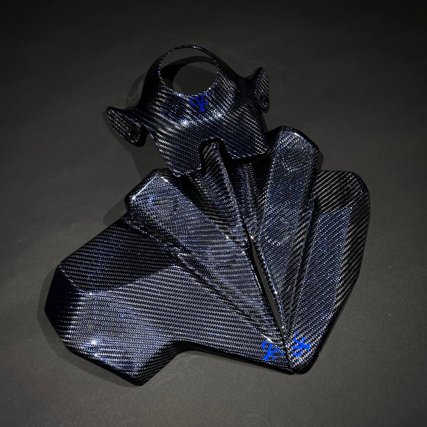 2017-2019 Husqvarna 125/250/300/450/501 Carbon Fiber Tank Cover Set.