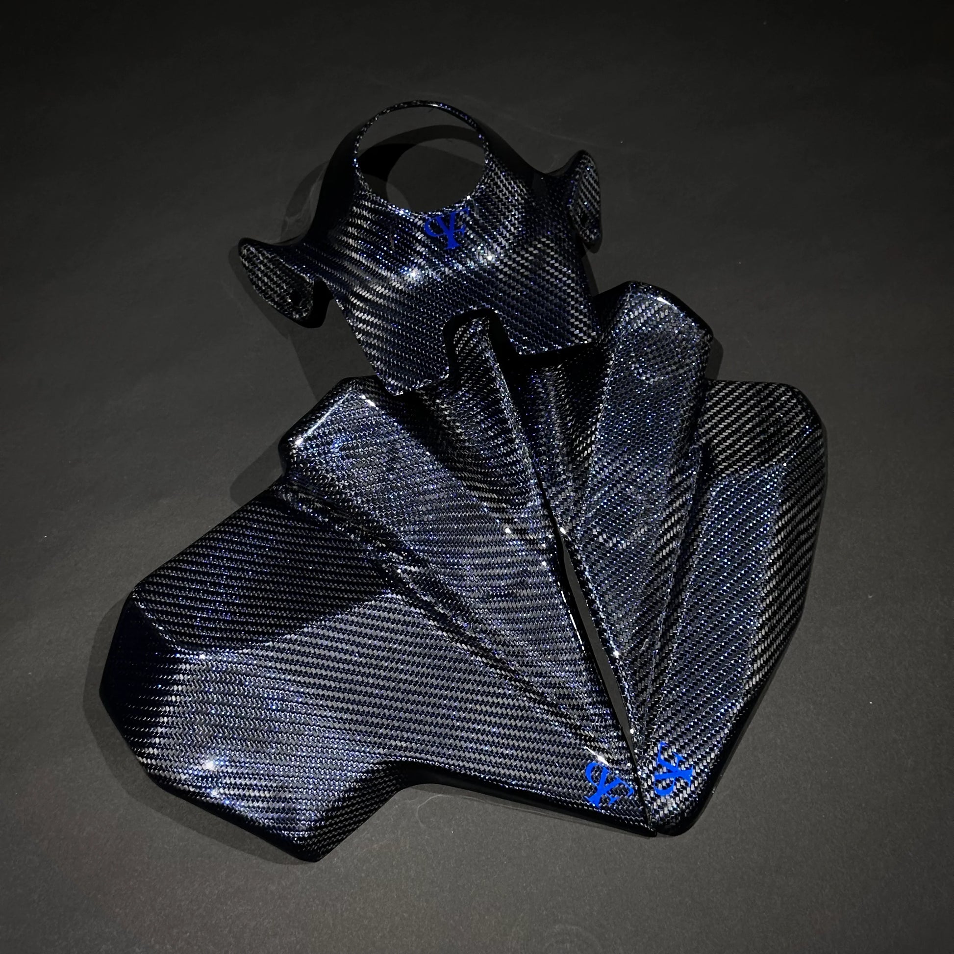 2017-2019 Husqvarna 125/250/300/450/501 Carbon Fiber Tank Cover Set.