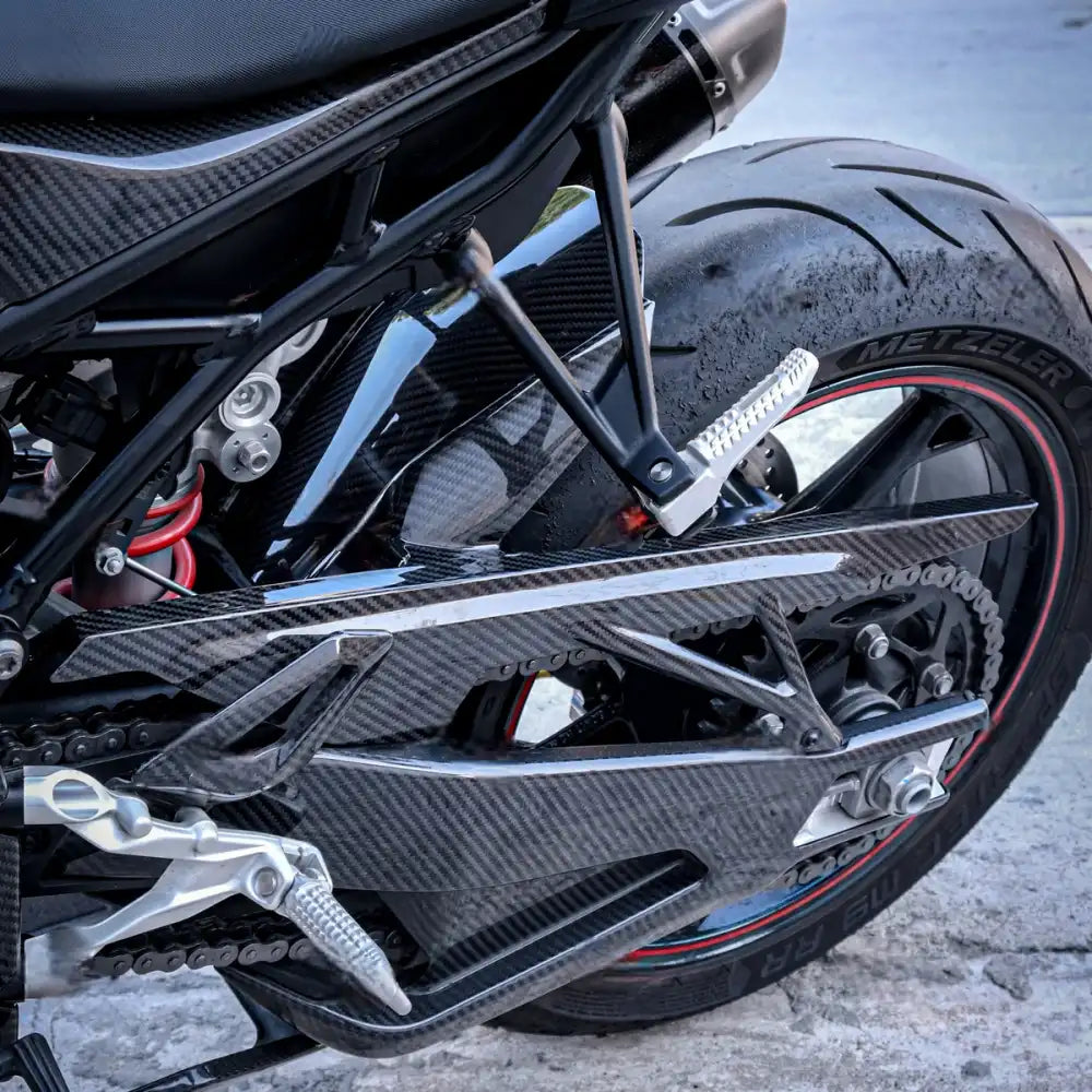 Rear fender splash